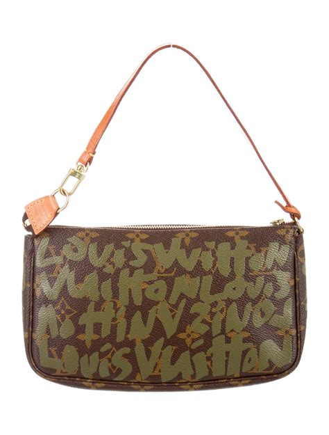 louis vuitton pochette accessoires graffiti|Louis Vuitton graffiti prints.